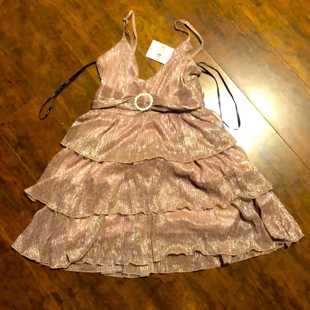 FOREVER 21 FANCY TOP